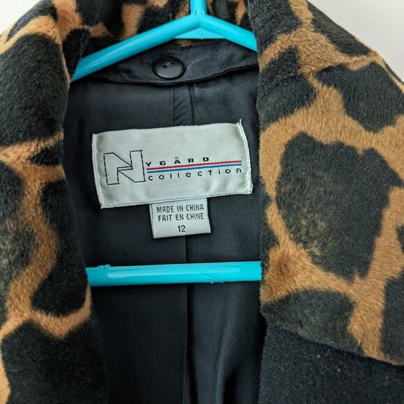 Black & Leopard Print Jacket from Nygard Collection - Picture 2 of 4